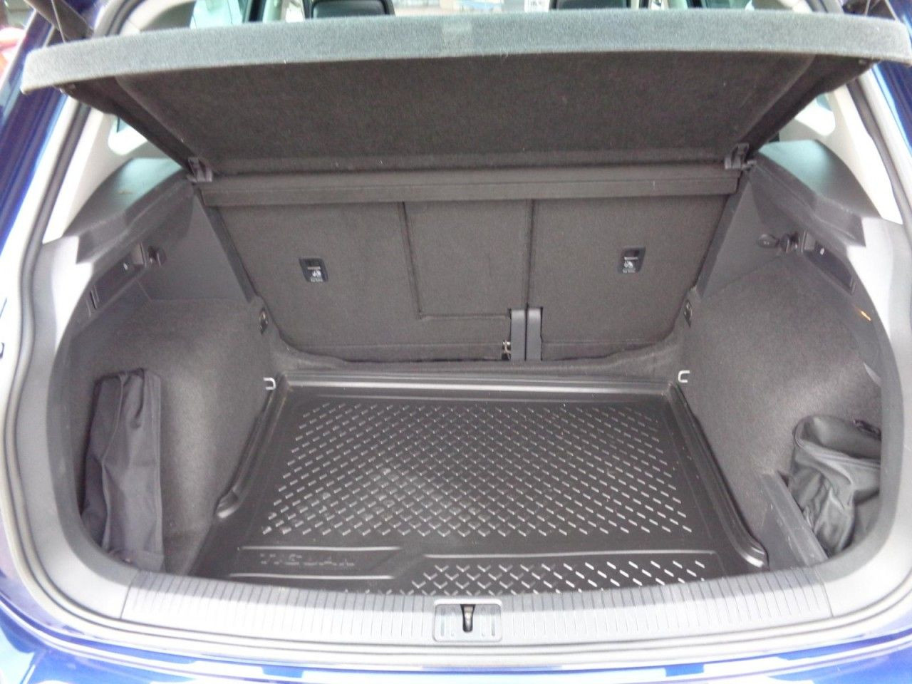 Tiguan 2.0 TDI 4Motion Highline (LED, Pano, Navi, AID, PDC)