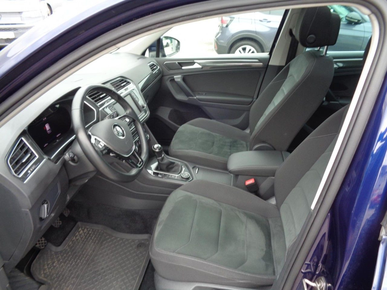 Tiguan 2.0 TDI 4Motion Highline (LED, Pano, Navi, AID, PDC)