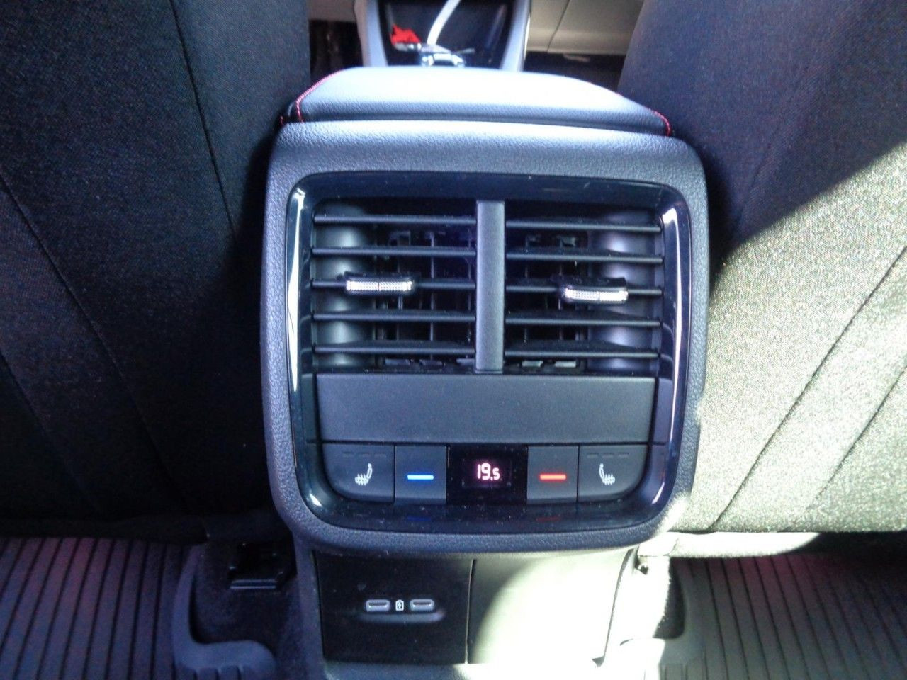 Octavia Combi 2.0TDI RS 4x4 (LED, NAVI, Standh.)