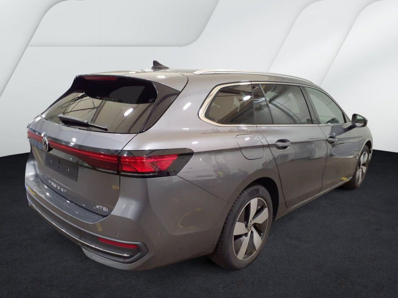 Passat Variant 1.5 eTSI Business DSG (LED+NAVI+APP+AHK+ACC+RearView)
