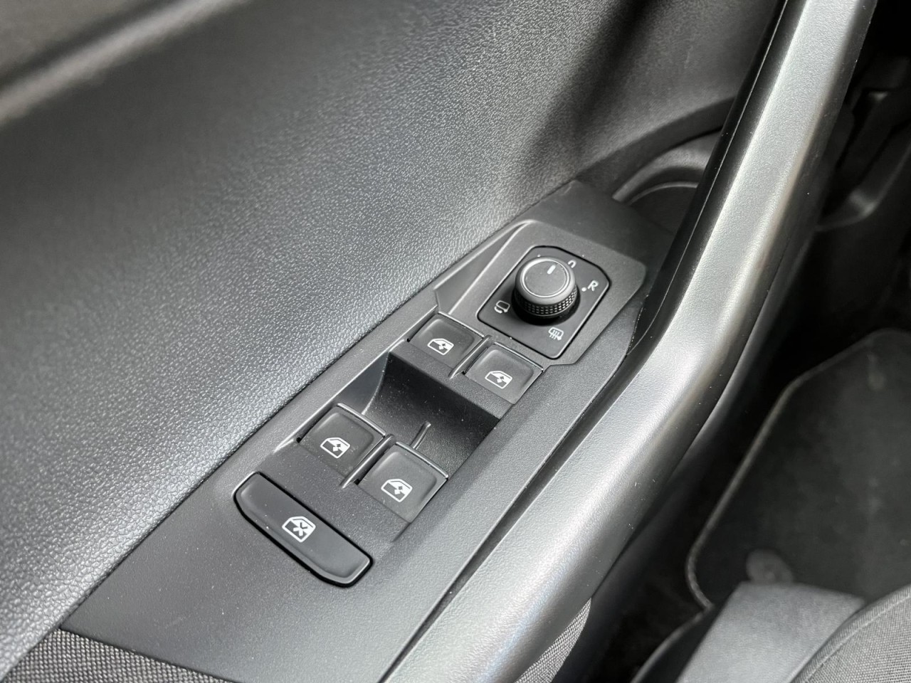 Taigo 1,5 TSI DSG R-Line (IQLight+BeatsAudio)