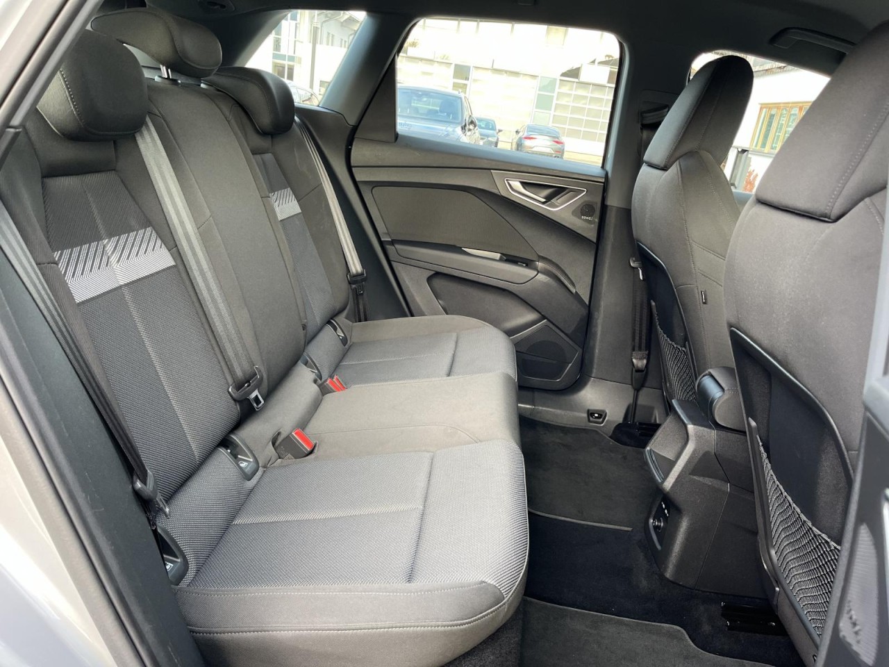 Q4 e-tron 45 e-tron quattro (LED+Kamera) Klima