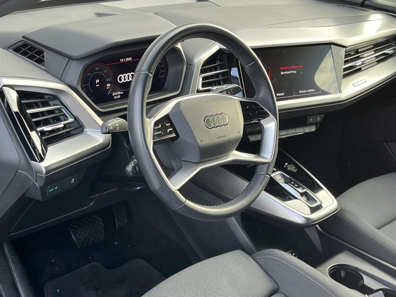 Q4 e-tron 45 e-tron quattro (LED+Kamera) Klima