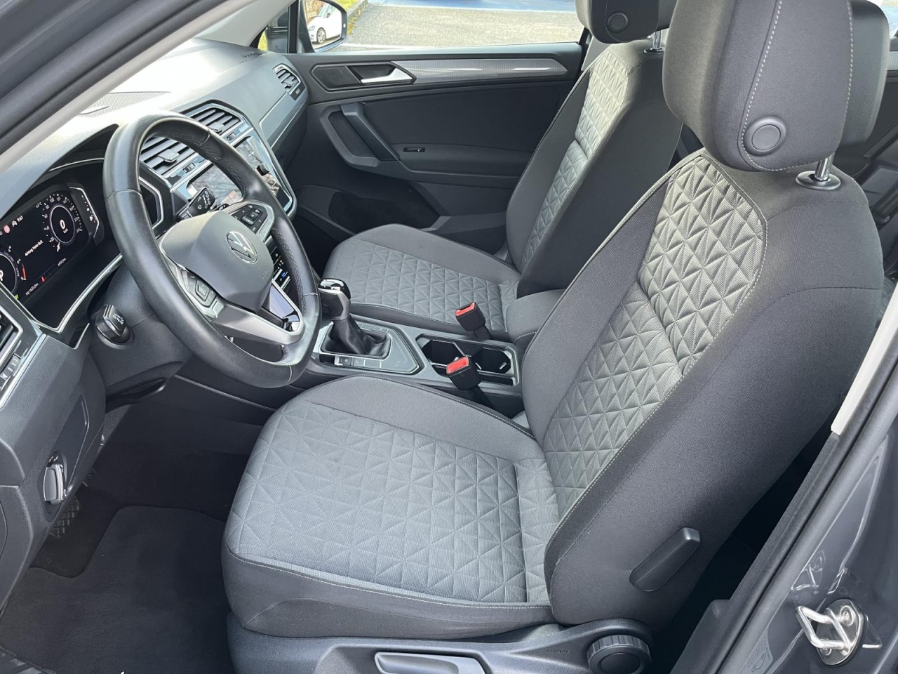 Tiguan 1,4 TSI eHybrid DSG (Navi+LED) Klima