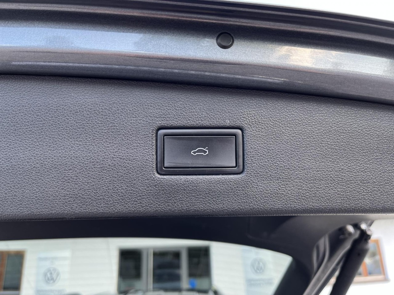 Tiguan Allspace 2,0 TSI DSG 4MotionElegance (AHK+Navi+Leder)