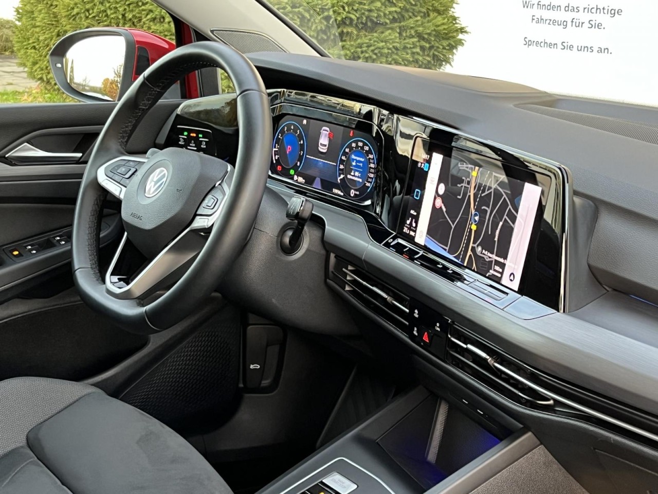 Golf VIII 1,5 eTSI DSG Style (IQLight+HarmanKardon+RearView)