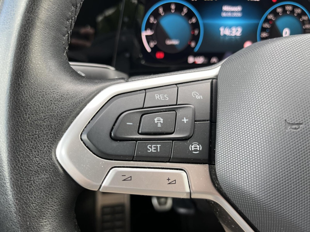 Golf VIII Variant 1,5 TSI Move (LED+APP+NAVI+RearView)