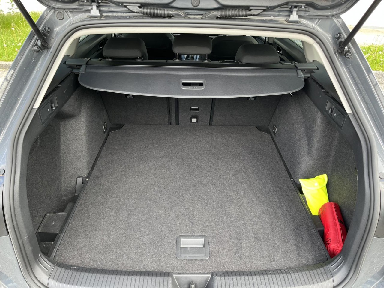 Golf VIII Variant 1,5 TSI Move (LED+APP+NAVI+RearView)
