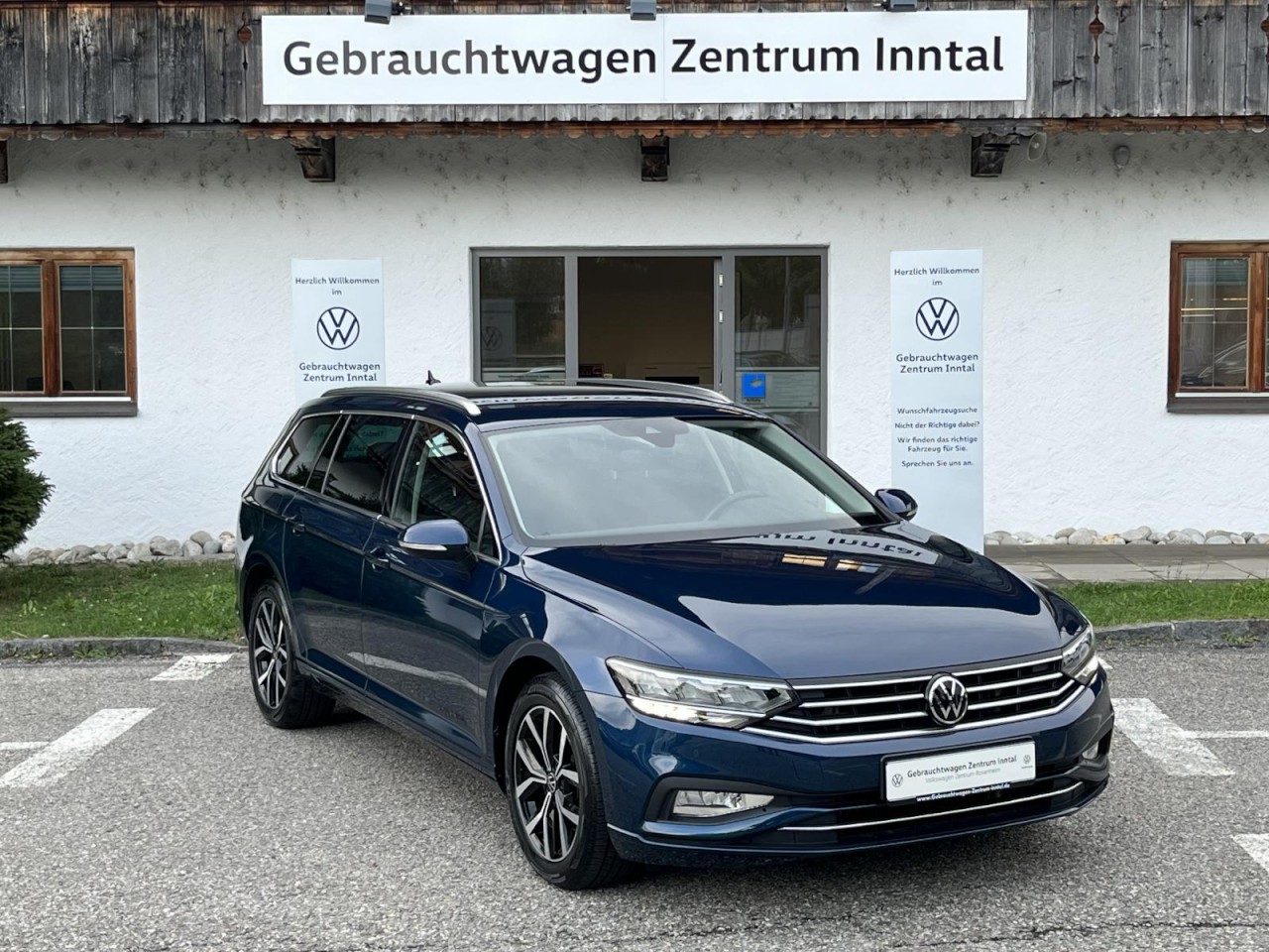 Passat Variant 2,0 TDI DSG Business (AHK+Navi+LED)