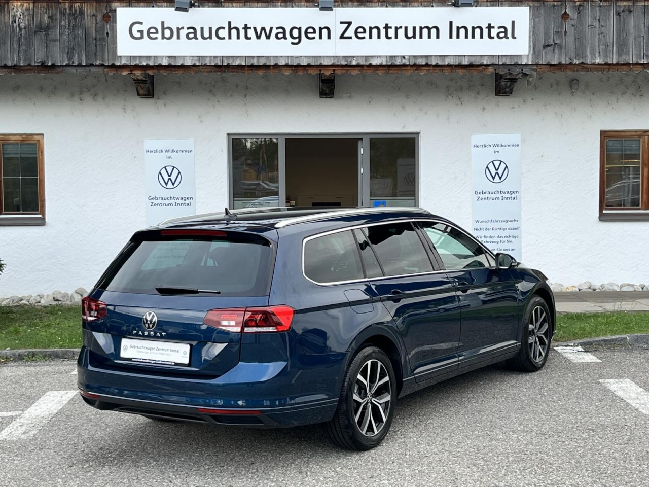 Passat Variant 2,0 TDI DSG Business (AHK+Navi+LED)