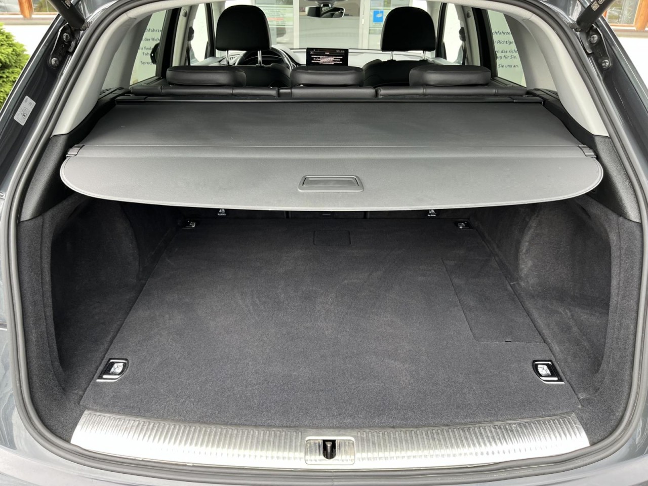 Q5 50 TFSI e quattro Stronic (Leder+AHK+Sitzhzg.)