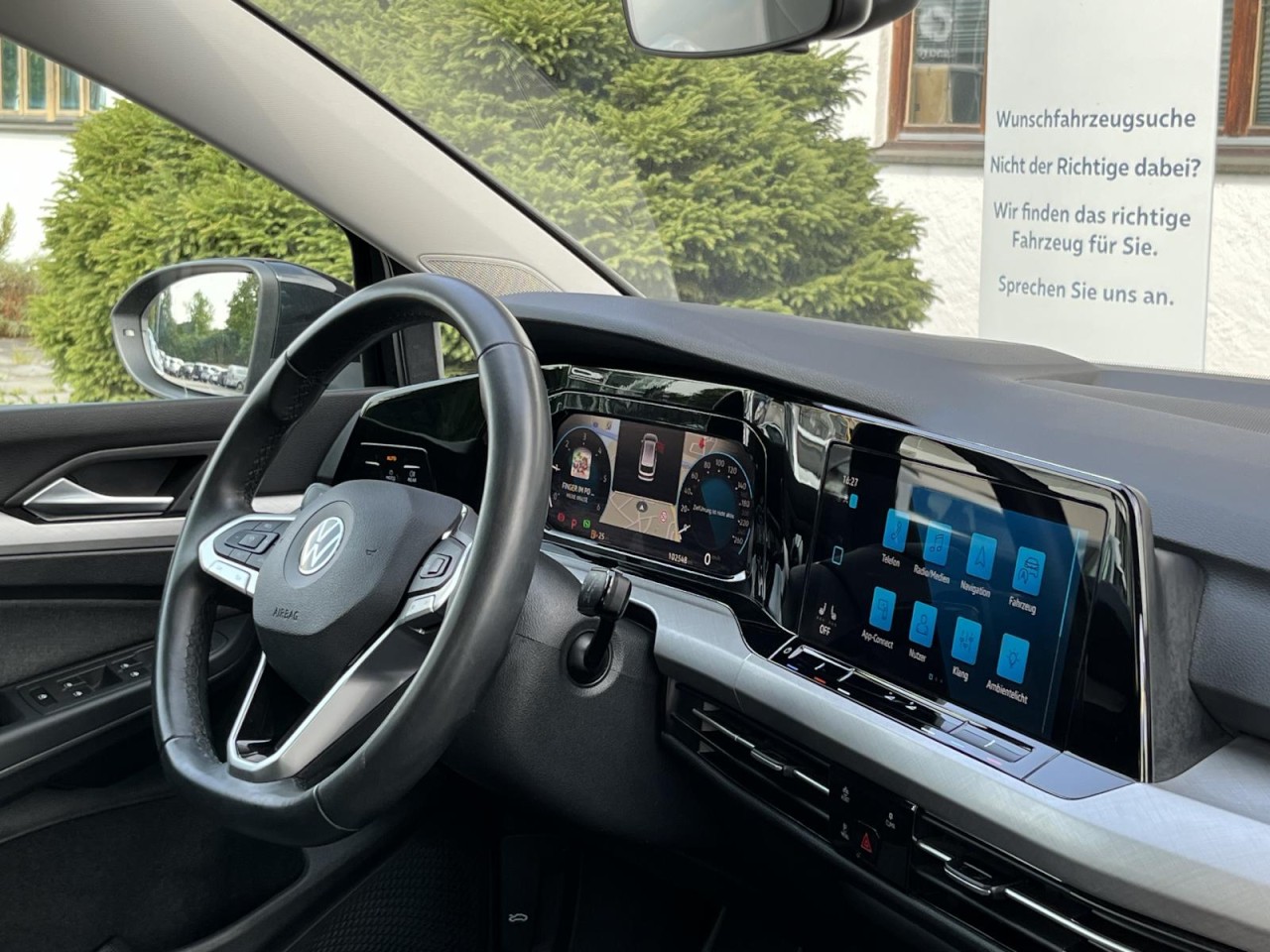 Golf VIII Variant 2,0 TDI DSG Life (LED+Sitzhzg.+ACC)