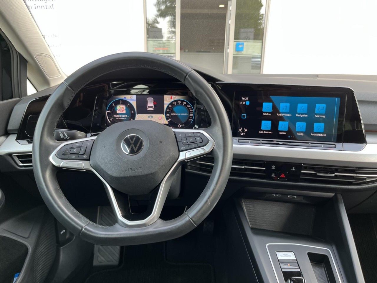Golf VIII Variant 2,0 TDI DSG Life (LED+Sitzhzg.+ACC)