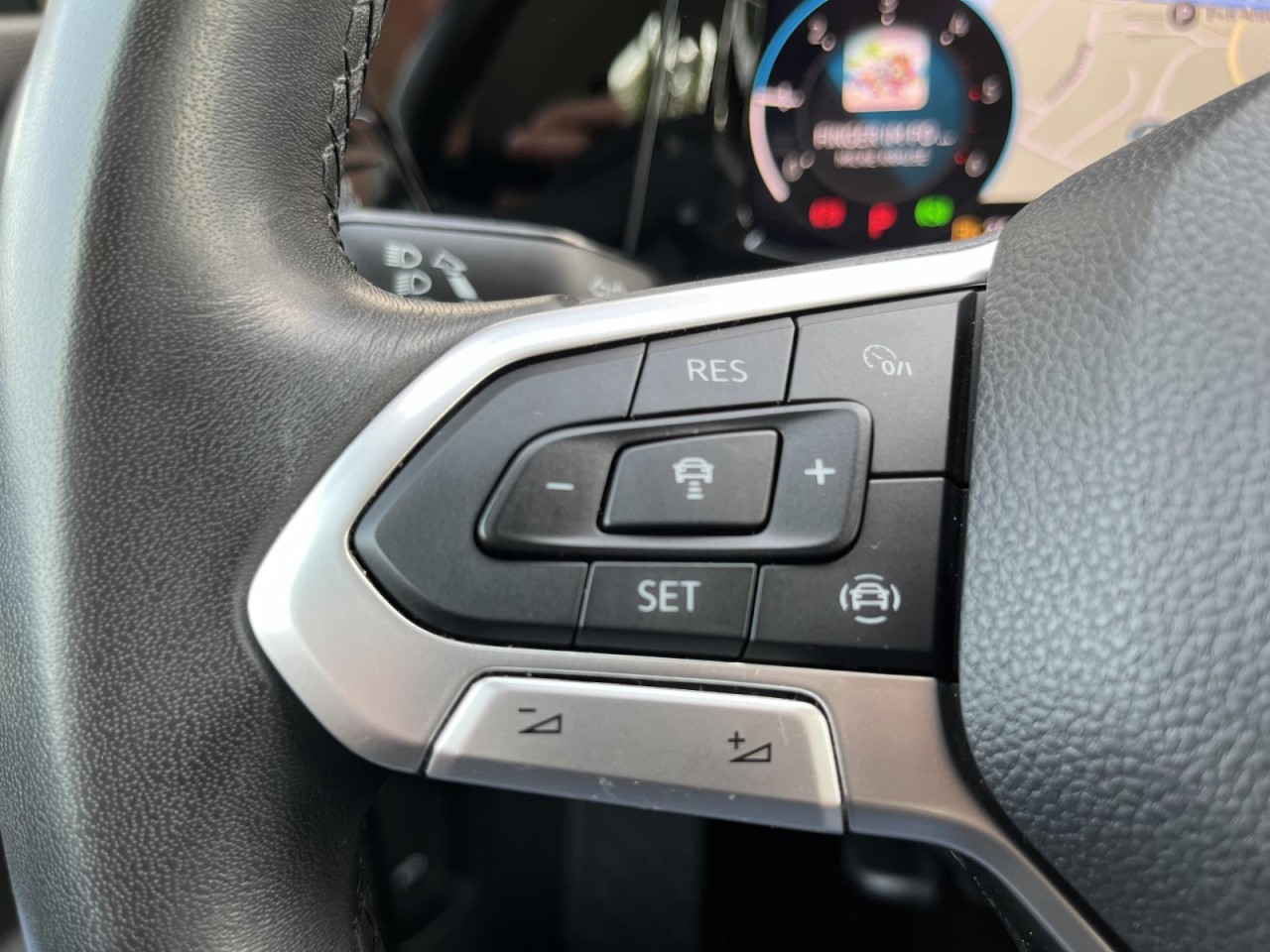 Golf VIII Variant 2,0 TDI DSG Life (LED+Sitzhzg.+ACC)