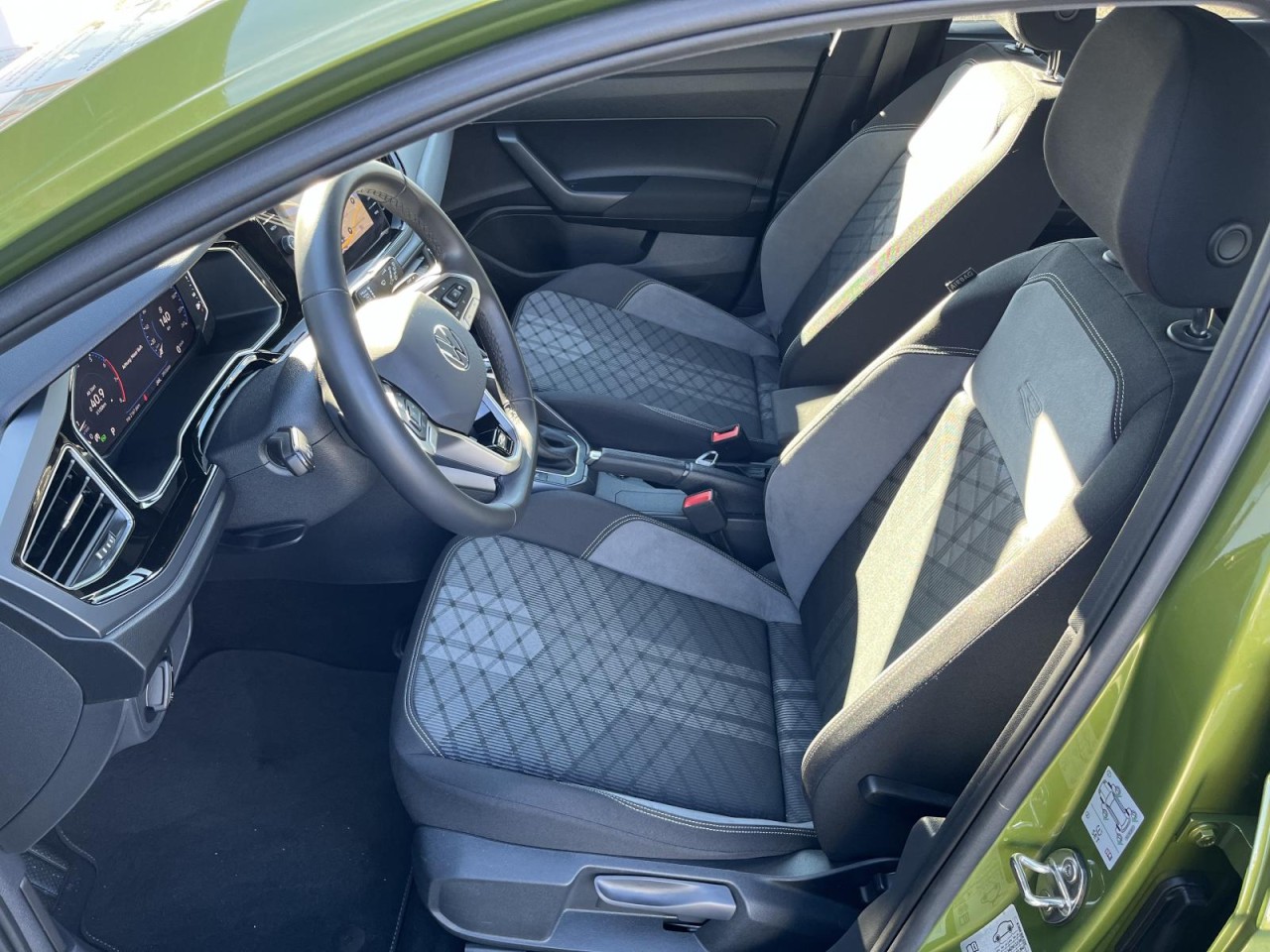 Taigo 1,5 TSI R-Line DSG (RearView+Navi) Klima