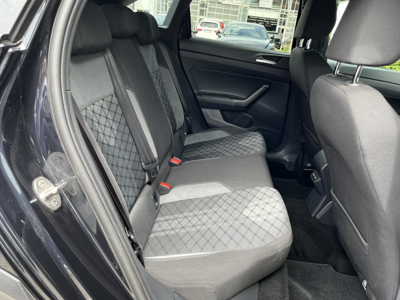 Taigo 1,5 TSI DSG R-Line (IQLight+RearView+Sitzhzg.)