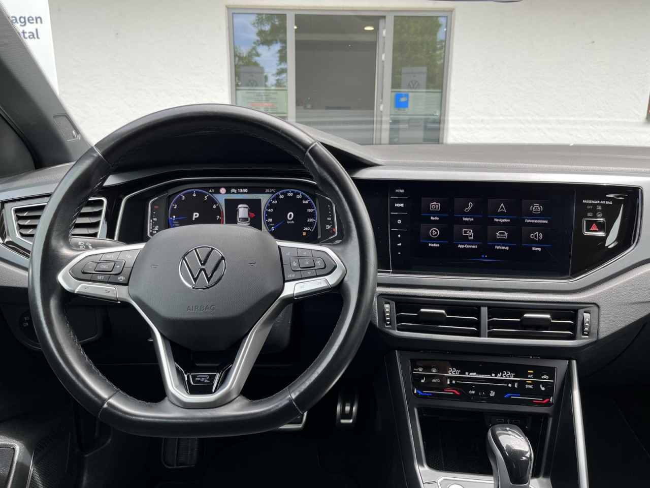 Taigo 1,5 TSI DSG R-Line (IQLight+RearView+Sitzhzg.)