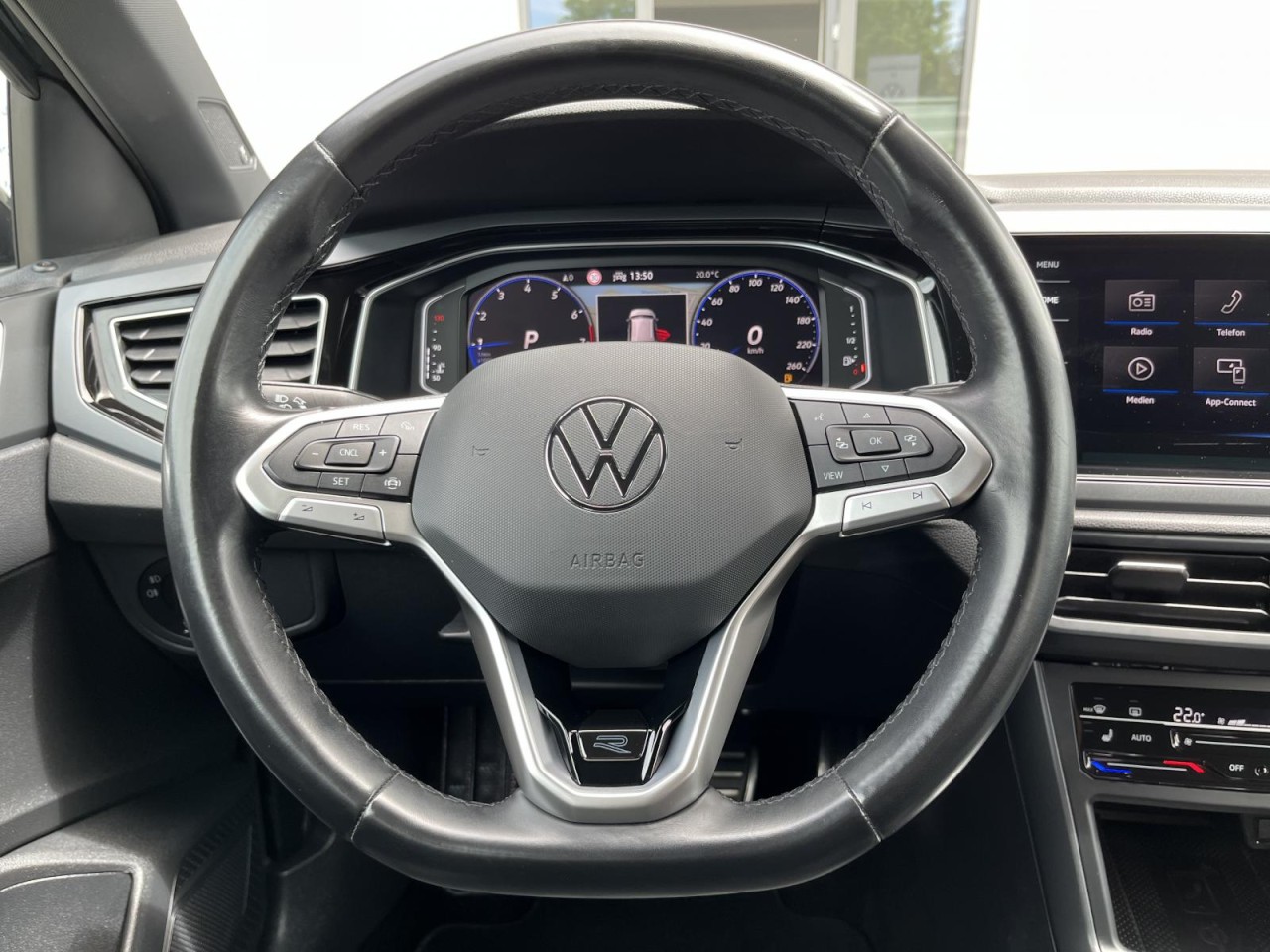 Taigo 1,5 TSI DSG R-Line (IQLight+RearView+Sitzhzg.)