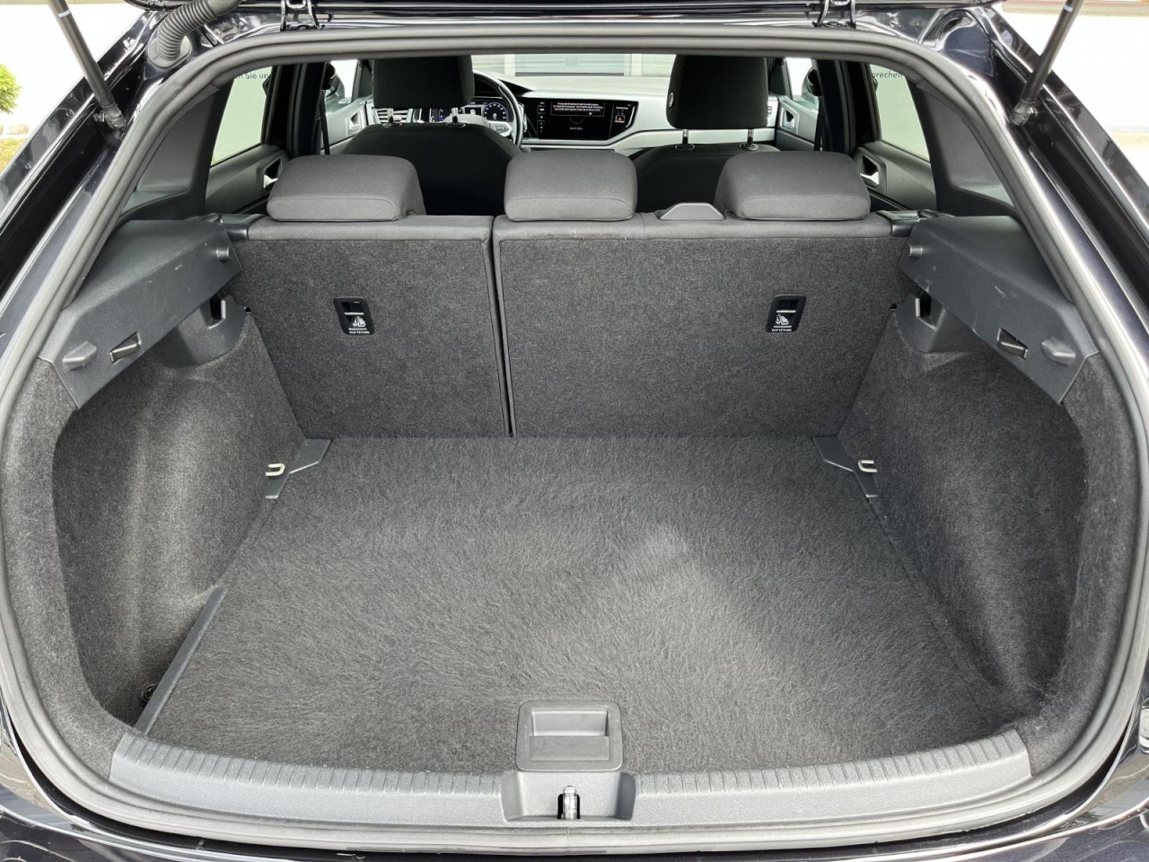 Taigo 1,5 TSI DSG R-Line (IQLight+RearView+Sitzhzg.)