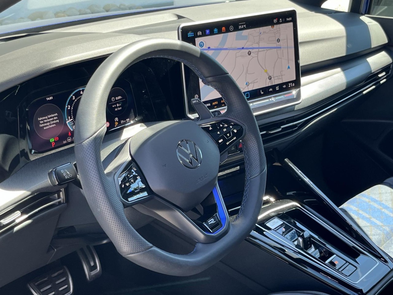 Golf VIII R 2,0 TSI DSG 4Motion (IQ.Light+DCC)