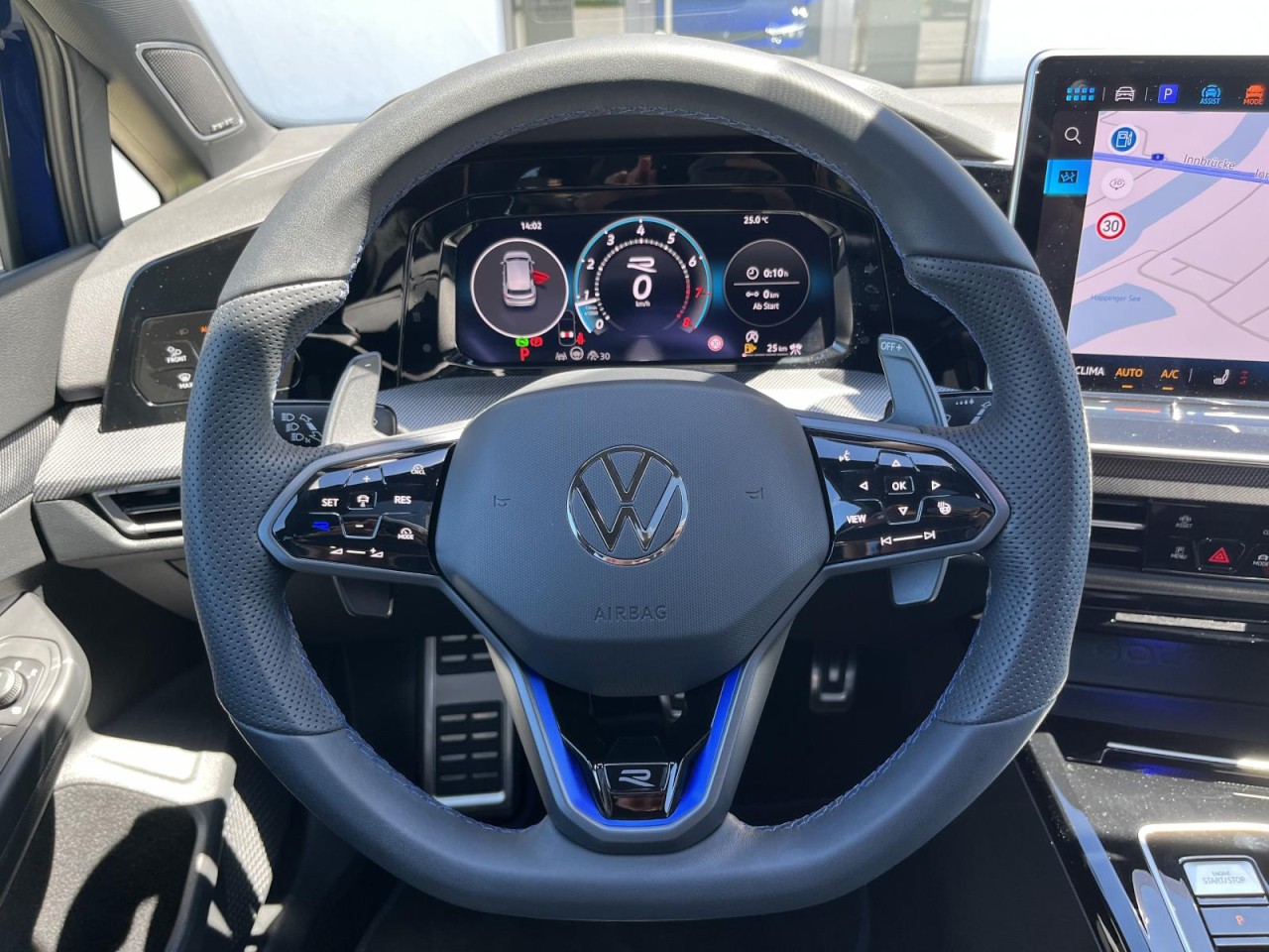 Golf VIII R 2,0 TSI DSG 4Motion (IQ.Light+DCC)