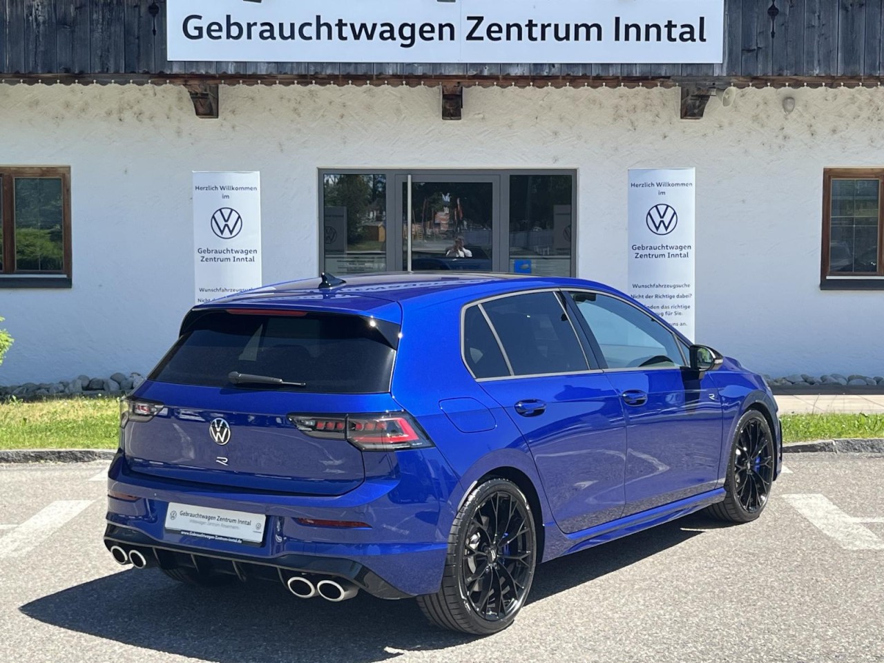 Golf VIII R 2,0 TSI DSG 4Motion (IQ.Light+DCC)