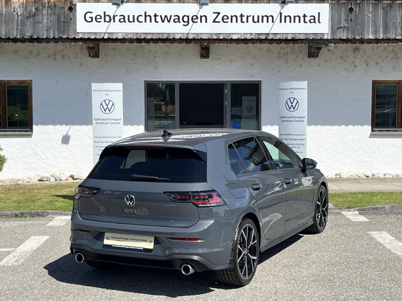 Golf VIII GTI 2,0 TSI DSG (IQ.Light+RearView+ACC)