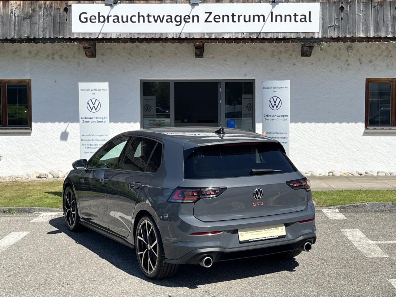 Golf VIII GTI 2,0 TSI DSG (IQ.Light+RearView+ACC)