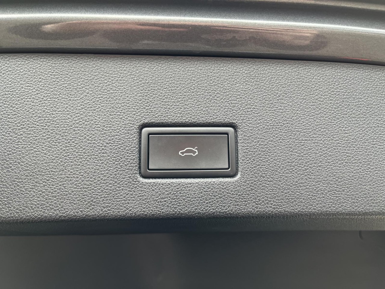 T-Roc 1,5 TSI DSG Sport (ACC+LED+RearView)