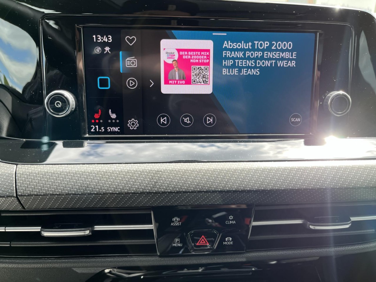 Golf VIII Variant 1,5 eTSI DSG R-Line (BlackStyle+AHK)