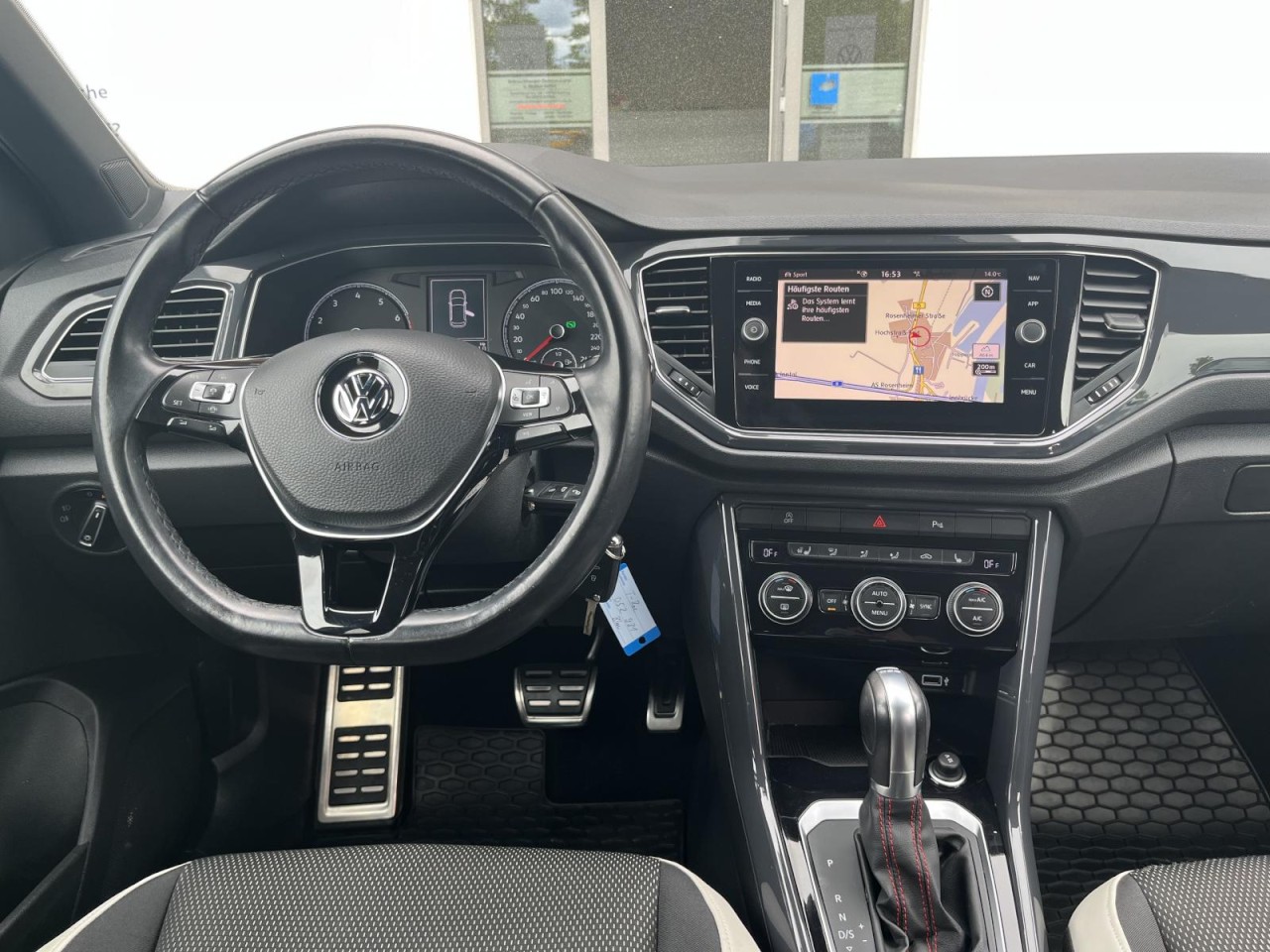 T-Roc 2,0 TSI DSG 4Motion Sport (Navi+RearView)