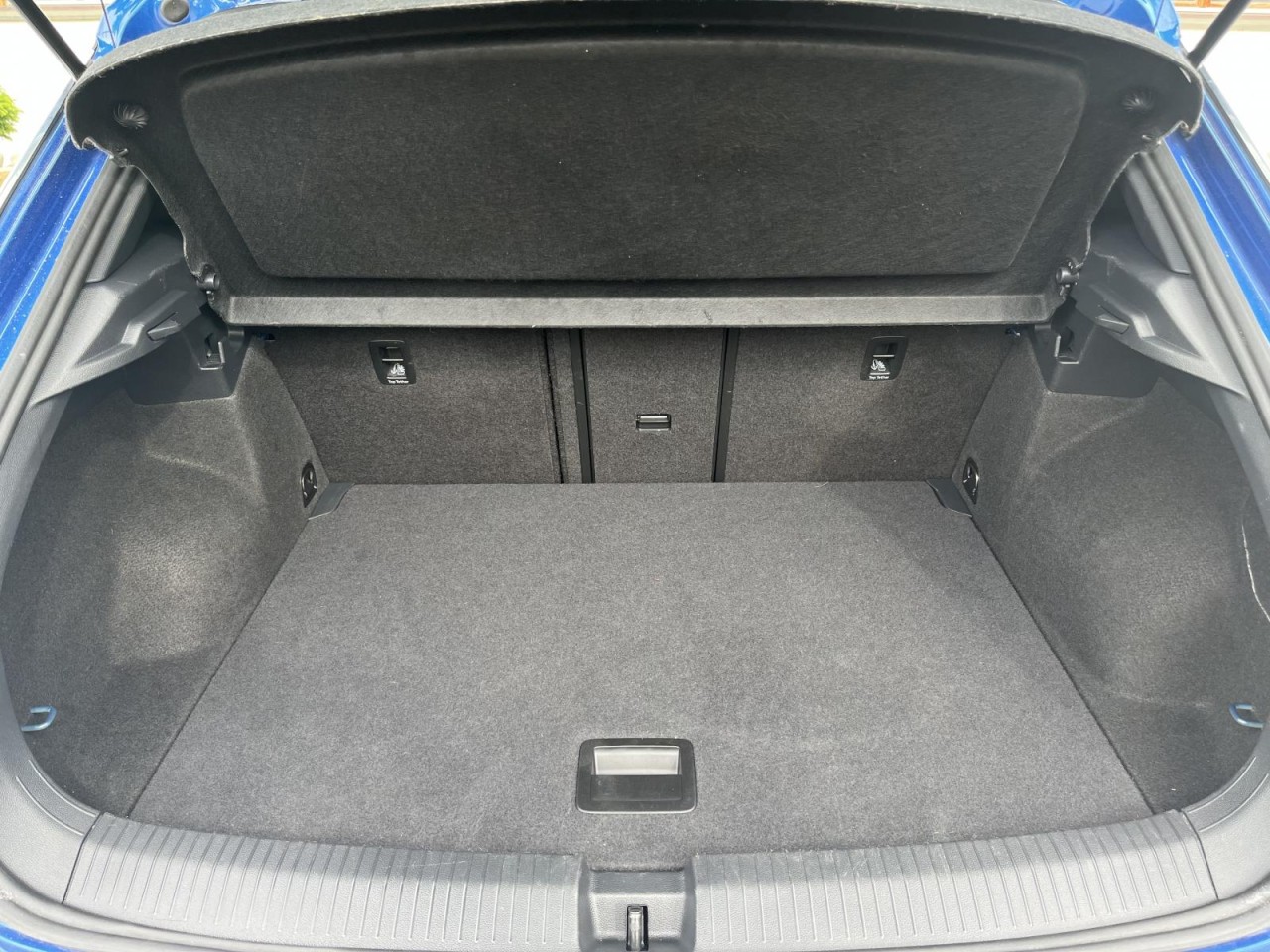 T-Roc 2,0 TSI DSG 4Motion Sport (Navi+RearView)