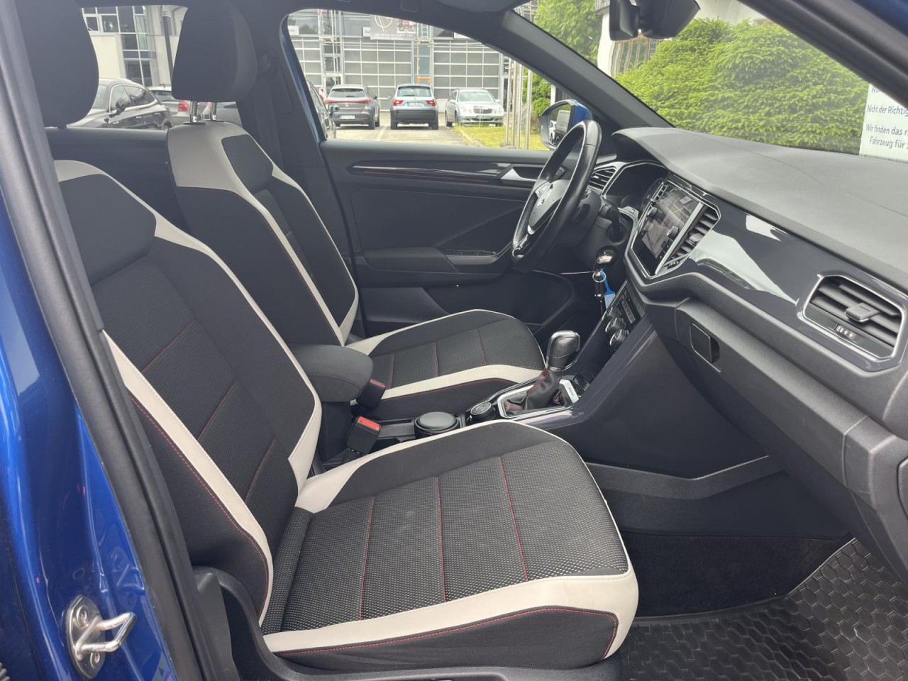 T-Roc 2,0 TSI DSG 4Motion Sport (Navi+RearView)