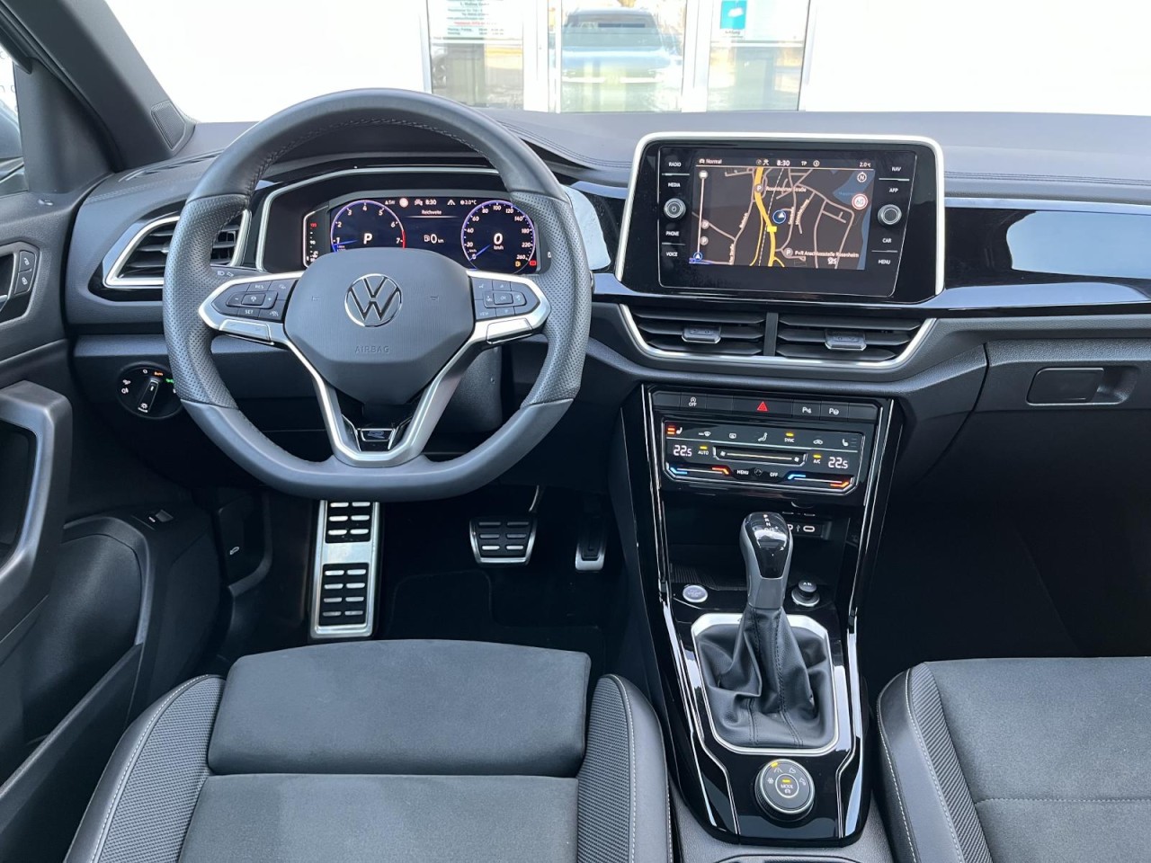 T-Roc 2,0 TSI DSG 4Motion R-Line (AHK+Navi)