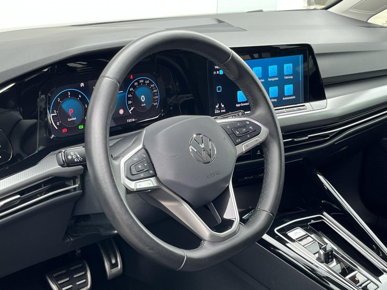 Golf VIII Variant Alltrack 2,0 TDI DSG 4Motion (AHK+Standhzg.+SD)