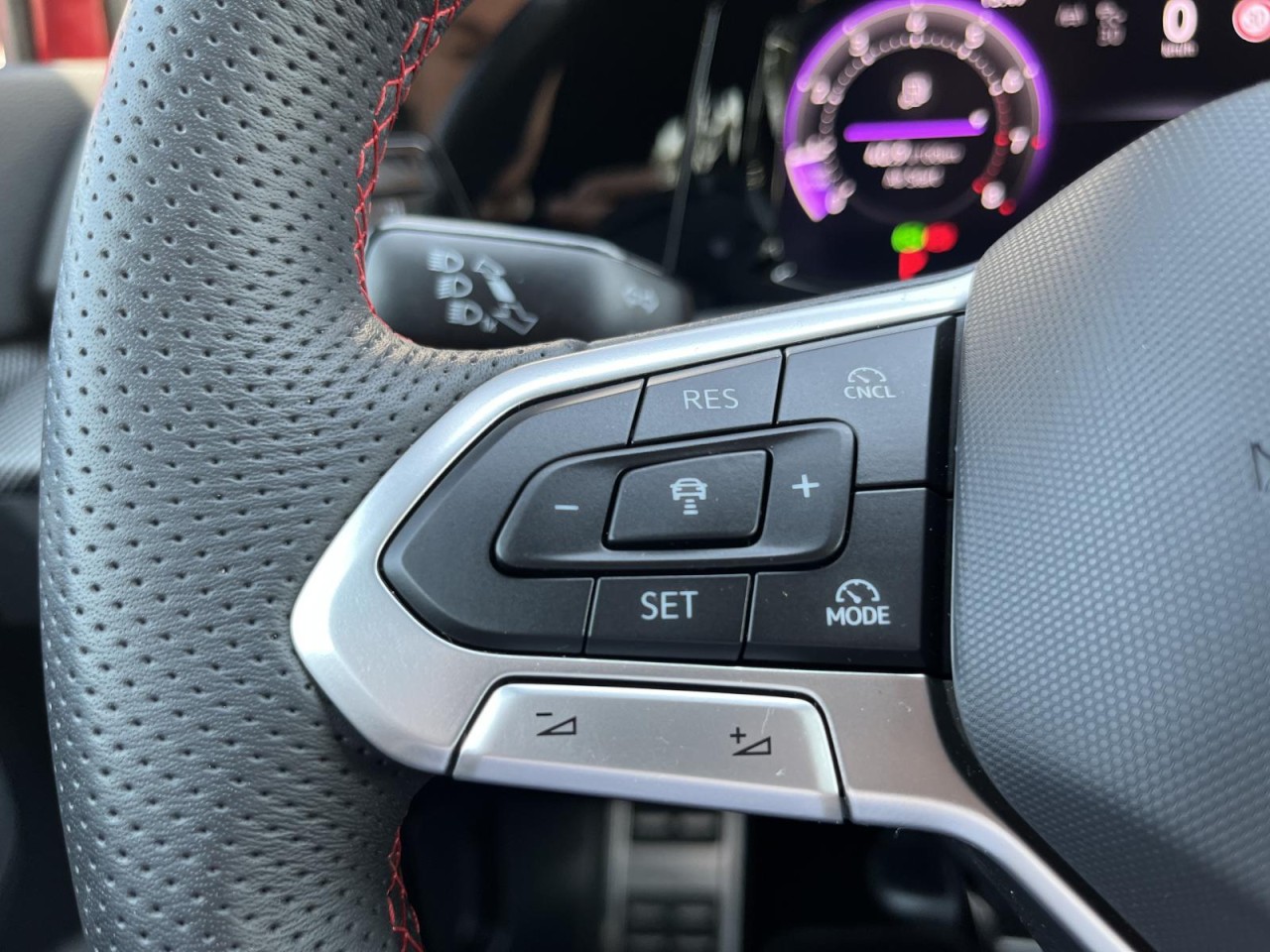 Golf VIII GTI 2,0 TSI DSG (IQ.LIGHT+AHK+HUD)