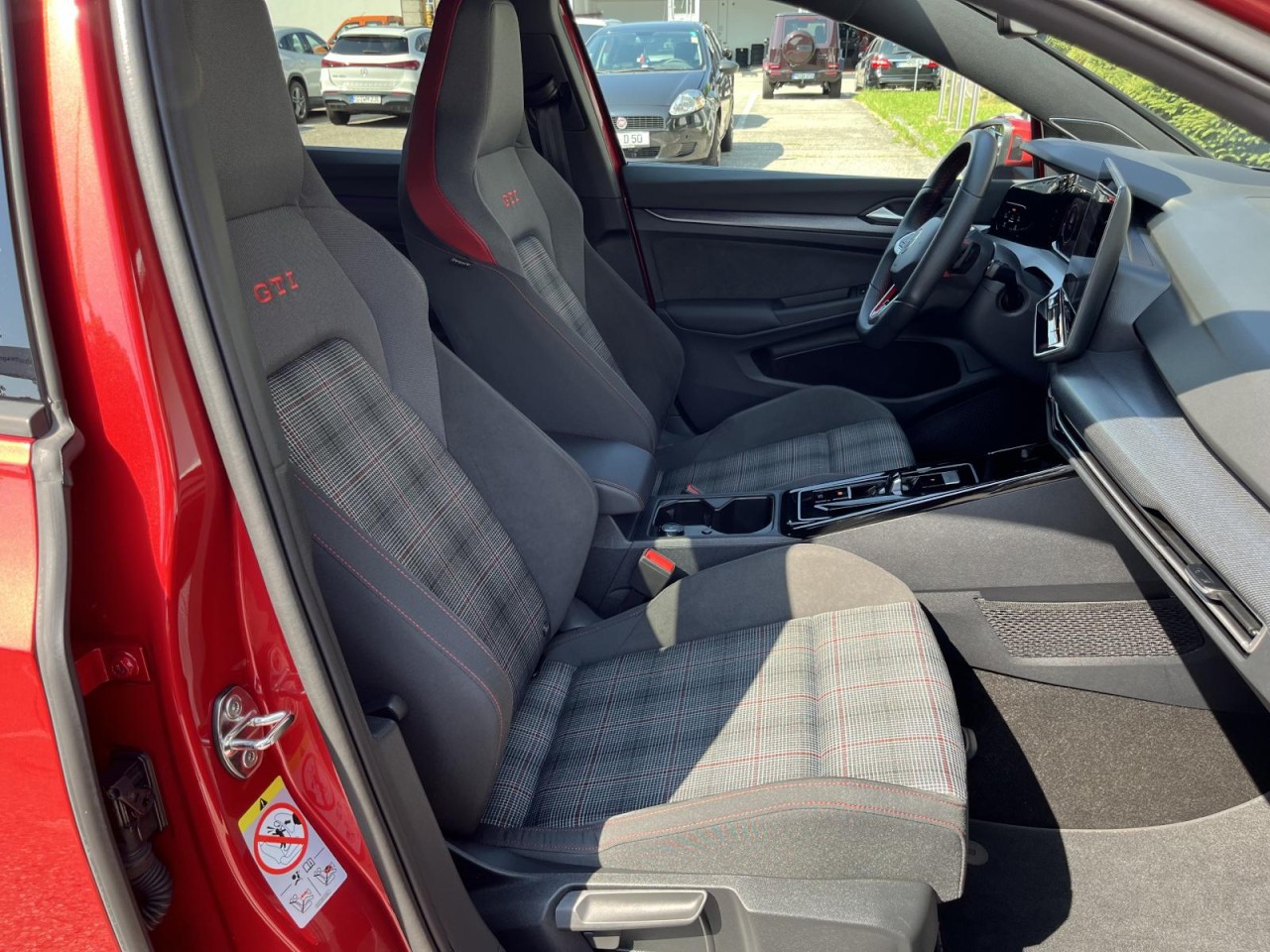 Golf VIII GTI 2,0 TSI DSG (IQ.LIGHT+AHK+HUD)