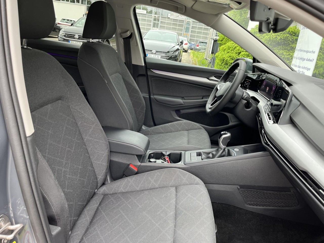 Golf VIII 2,0 TDI Life (AHK+Navi+Standhzg+Fahrschulausstattung)