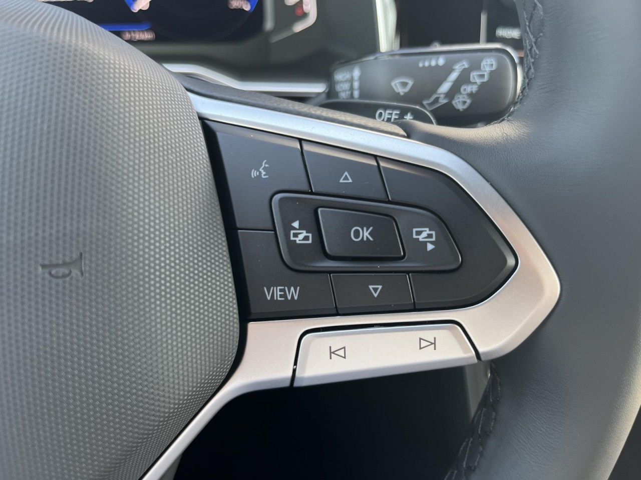 Taigo 1,5 TSI DSG R-Line (IQ.Light+Sitzhzg.+Navi)