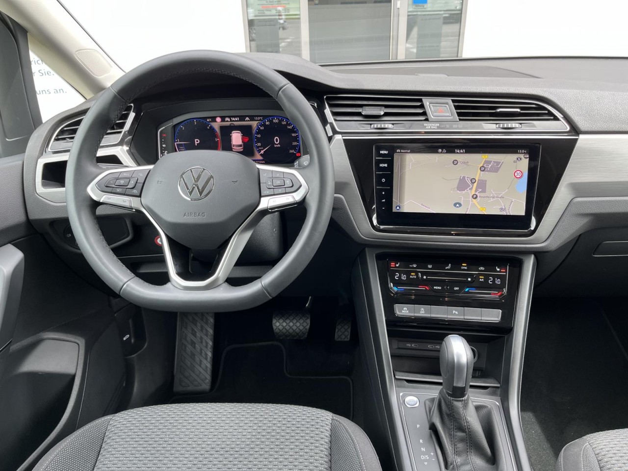 Touran 2,0 TDI DSG Comfortline (Navi+LED+ACC)