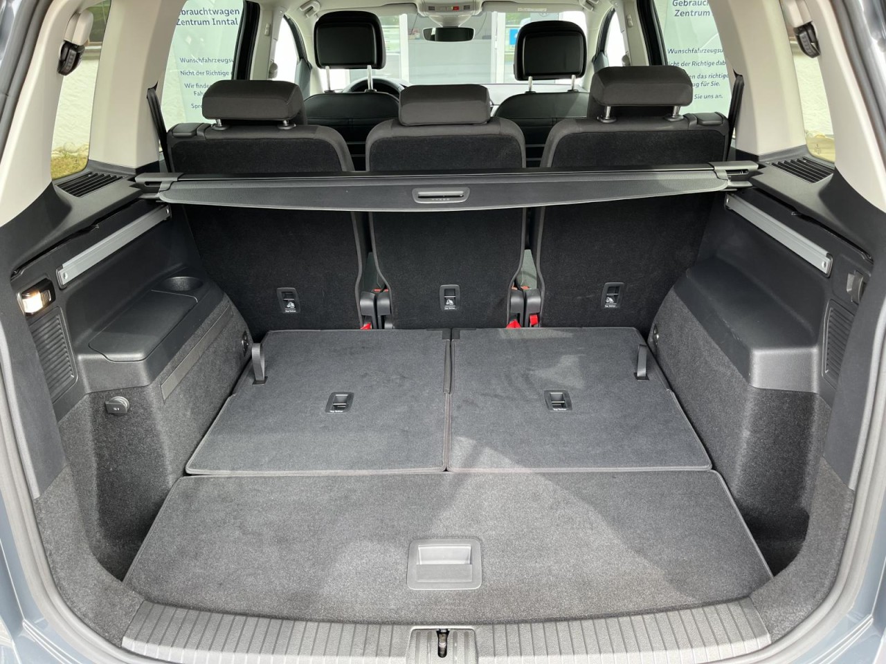 Touran 2,0 TDI DSG Comfortline (Navi+LED+ACC)