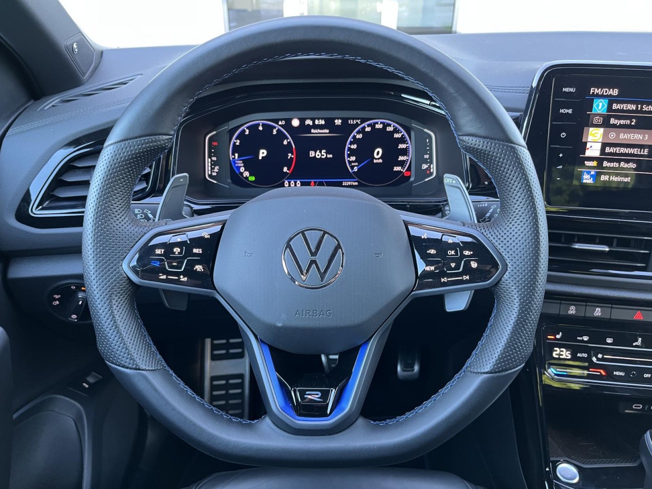 T-Roc R 2,0 TSI DSG 4MOTION (R-Performance Paket+DCC+AHK+Leder)