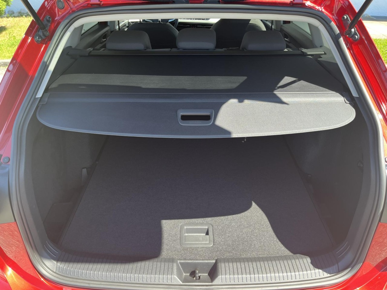 Golf VIII Variant Alltrack 2,0 TDI DSG 4Motion (IQ.Light+AHK)