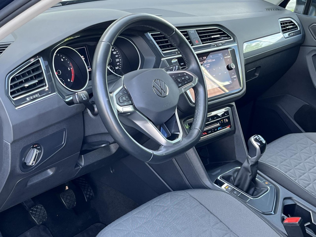 Tiguan Life 2.0 TDI (AppConnect, PDC, LED, beheiz. Frontsch.)