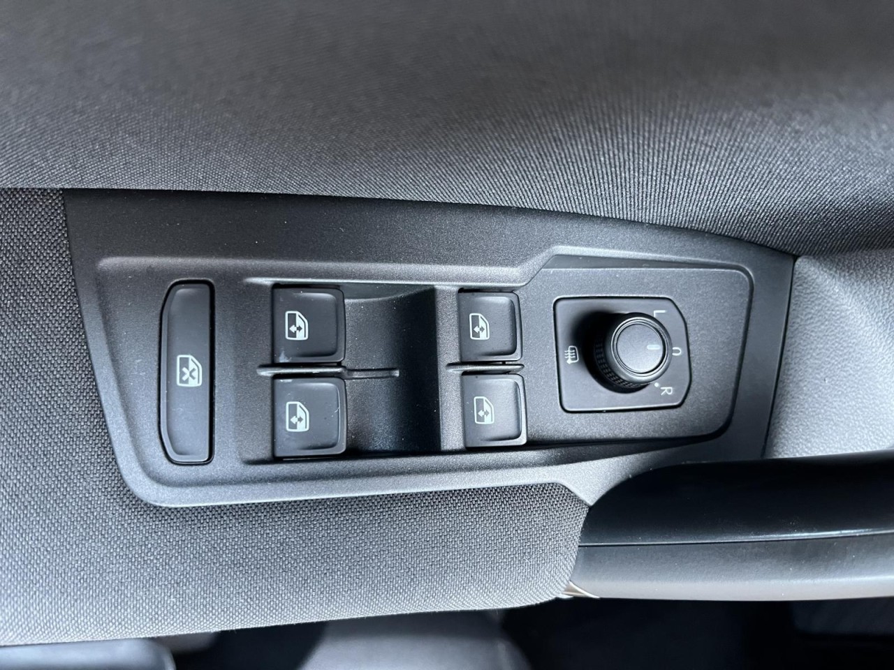 Tiguan Life 2.0 TDI (AppConnect, PDC, LED, beheiz. Frontsch.)