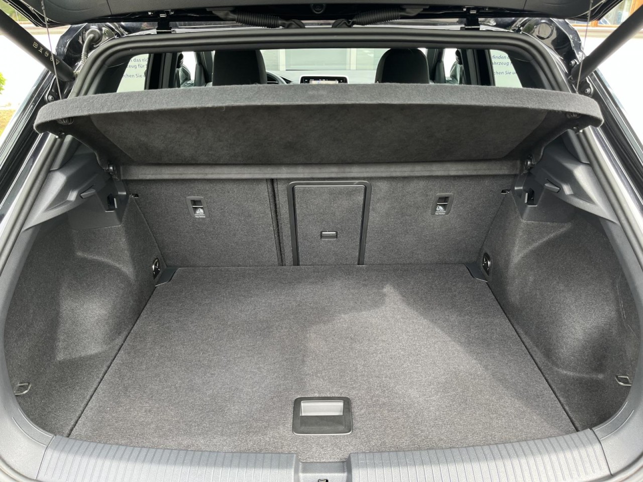 T-Roc 2,0 TSI DSG 4Motion R-Line (IQ.Light+Sitzhzg.)