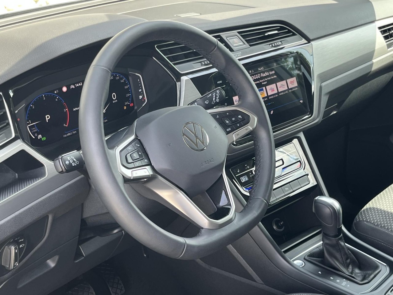 Touran 2,0 TDI DSG Comfortline (LED+RearView+Sitzhzg.)