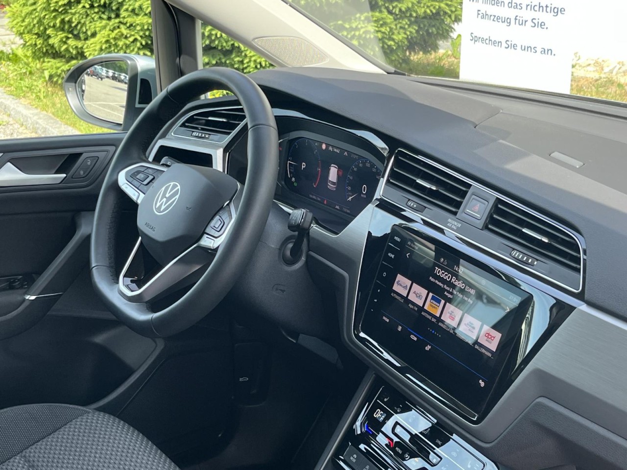 Touran 2,0 TDI DSG Comfortline (LED+RearView+Sitzhzg.)