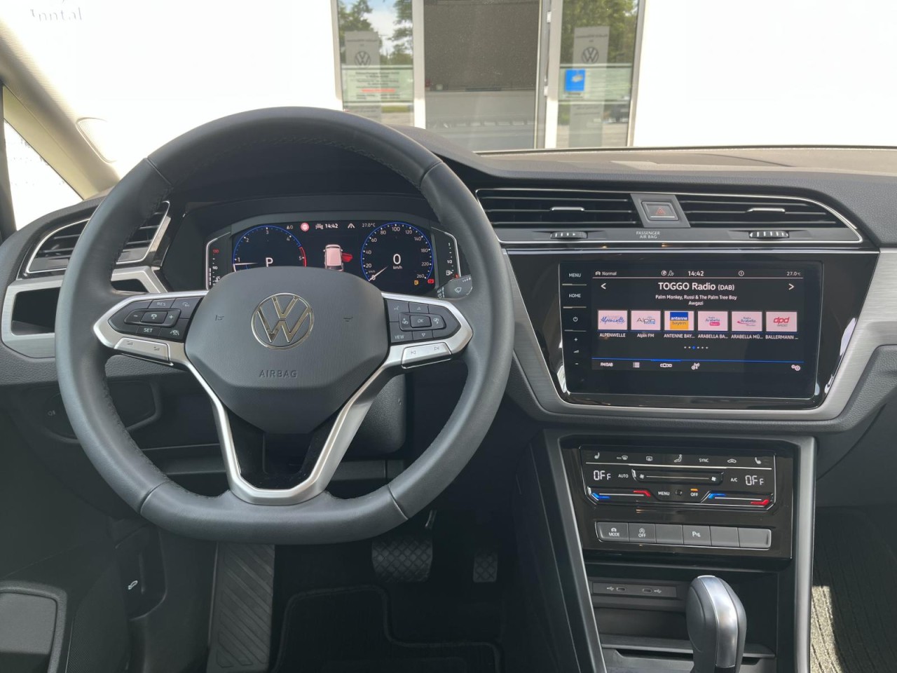 Touran 2,0 TDI DSG Comfortline (LED+RearView+Sitzhzg.)