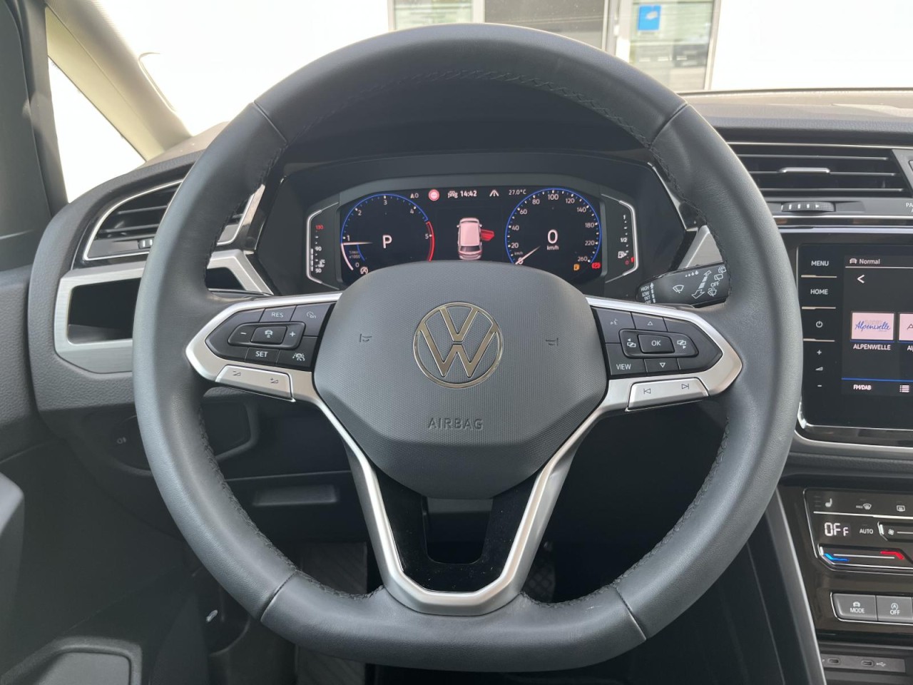Touran 2,0 TDI DSG Comfortline (LED+RearView+Sitzhzg.)